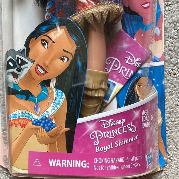 NIB Bundle 2 Disney Princess Royal Shimmer Belle & Pocahontas dolls - Picture 6 of 7